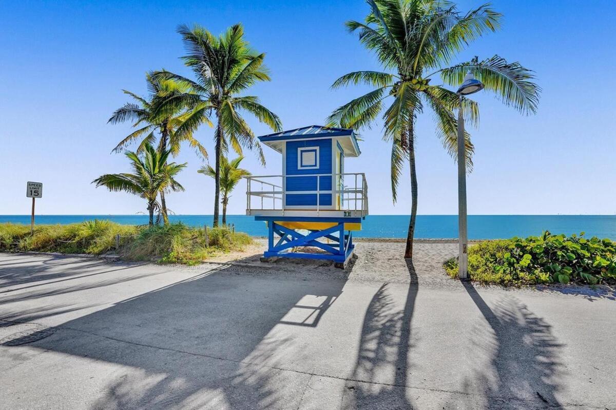 Waves On Desoto Rental Unit With Pool Hollywood Extérieur photo